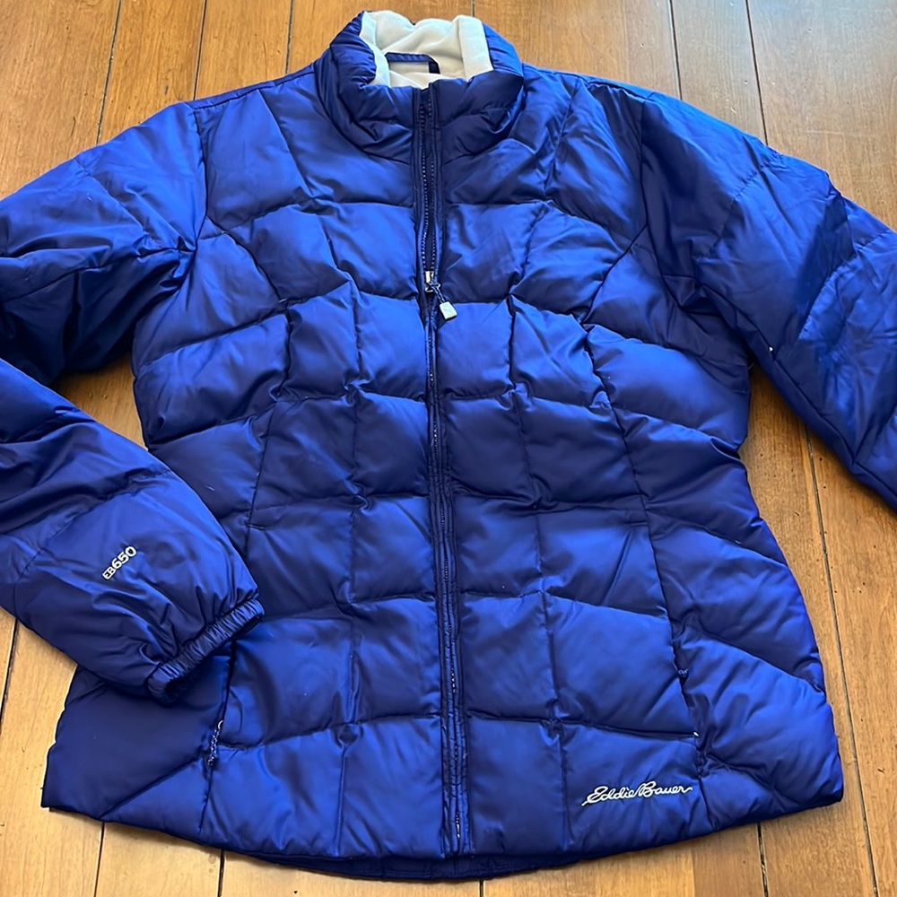 Eddie Bauer WOMENS XS down puffer jacket